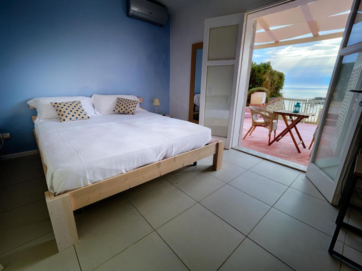 Il Varo A Mare Punta Braccetto Ngoại thất bức ảnh