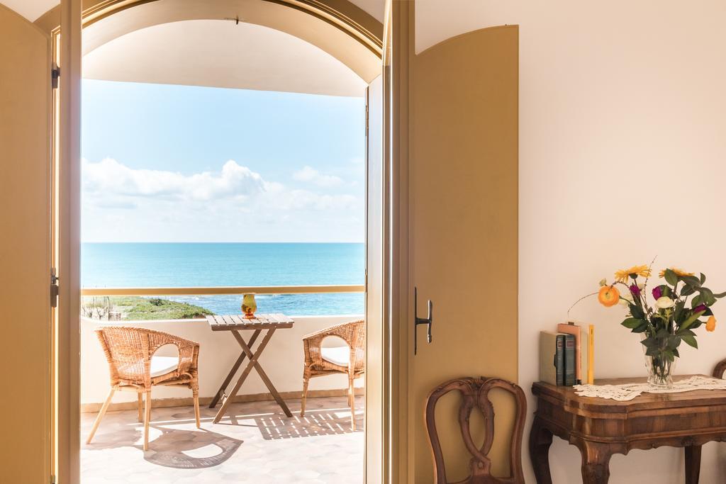 Il Varo A Mare Punta Braccetto Ngoại thất bức ảnh